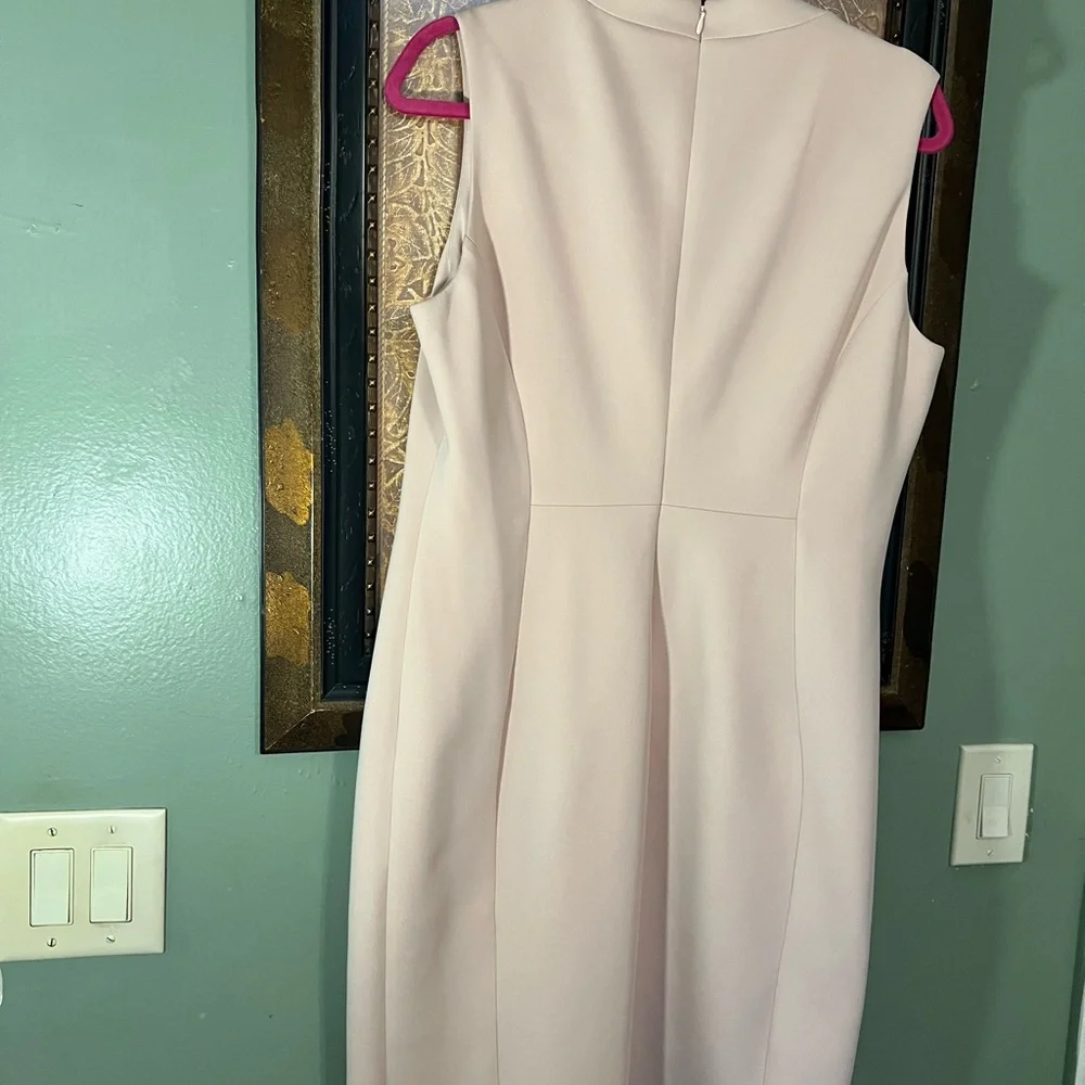 Beautiful blossom dress by Calvin Klein - Picture 11 of 12